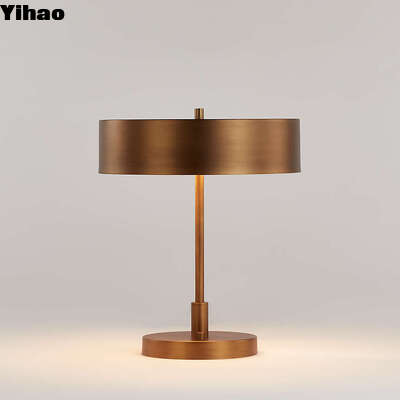 Γιοχάο Wholesale Brass Body Table Lamp με Λινή Σκιά και 2700K Θερμό Λευκό Φως LED