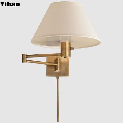 Yihao Classic LED Swing Arm Copper Body Wall Lamp με 2700K θερμό λευκό φως και 30000 ώρες διάρκεια ζωής για καθιστικό